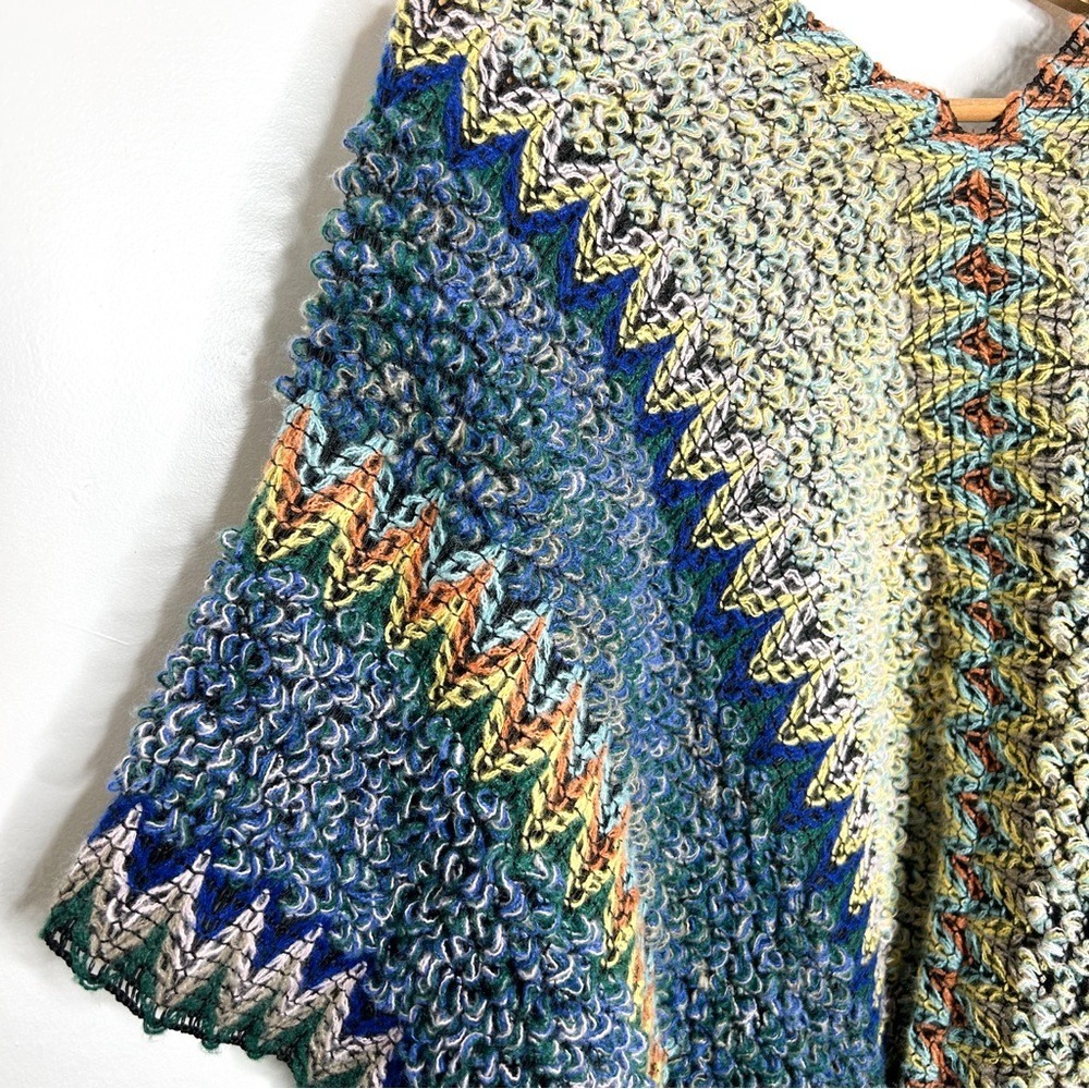 Women's One Size Boho Colorful Chunky Knit‎ Poncho Sweater - Picture 4 of 5
